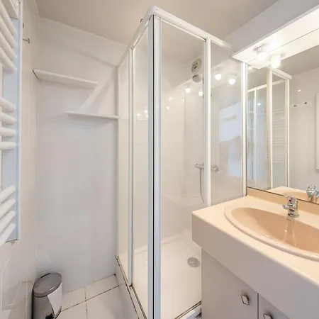 Appartement De 27m² Pour 5 Personnes Avec Balcon Et Vue Sur La Vallée - Fr-1-807-6 *
