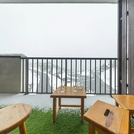 De 27m² Pour 5 Personnes Avec Balcon Et Vue Sur La Vallée - Fr-1-807-6